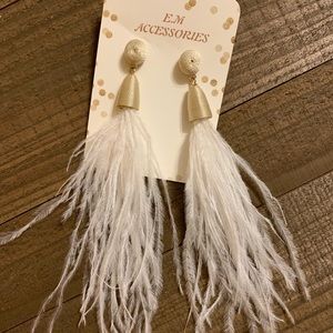 ⚪️ White tassels ⚪️